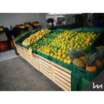 108-MUEBLE PARA EXHIBICION VERDURAS CON FRENTE EN MADERA ok 1